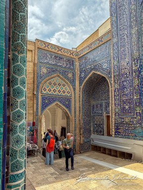 2025-04-17_Uzbekistan-Antonella-1478.jpg